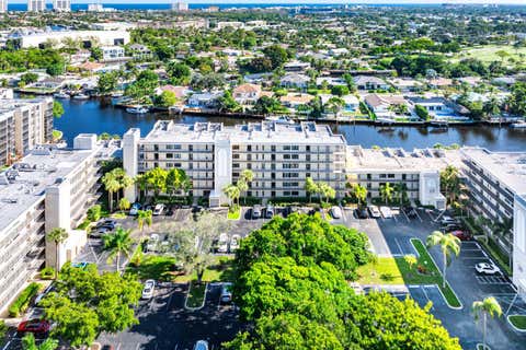 Tiny photo for 18 Royal Palm Way #109, Boca Raton, FL 33432 (MLS # B26037008)