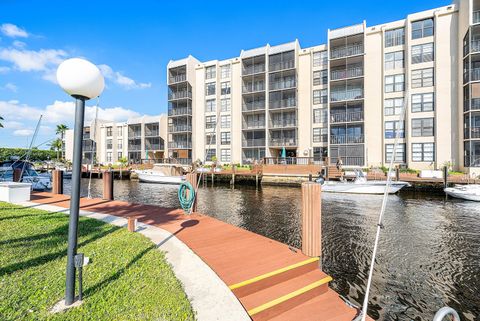 Tiny photo for 18 Royal Palm Way #109, Boca Raton, FL 33432 (MLS # B26037008)