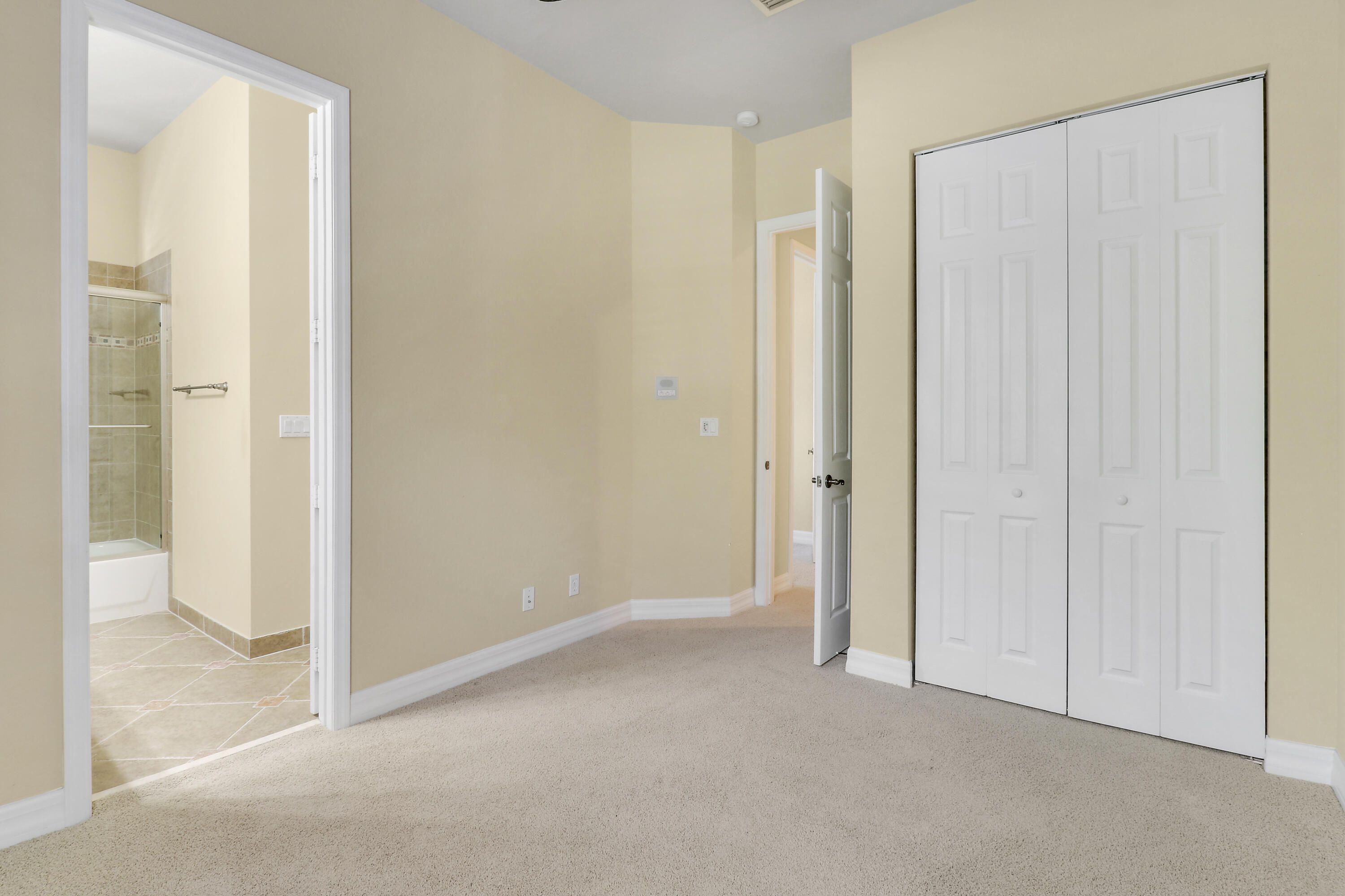 CANTERBURY PLACE - Residential