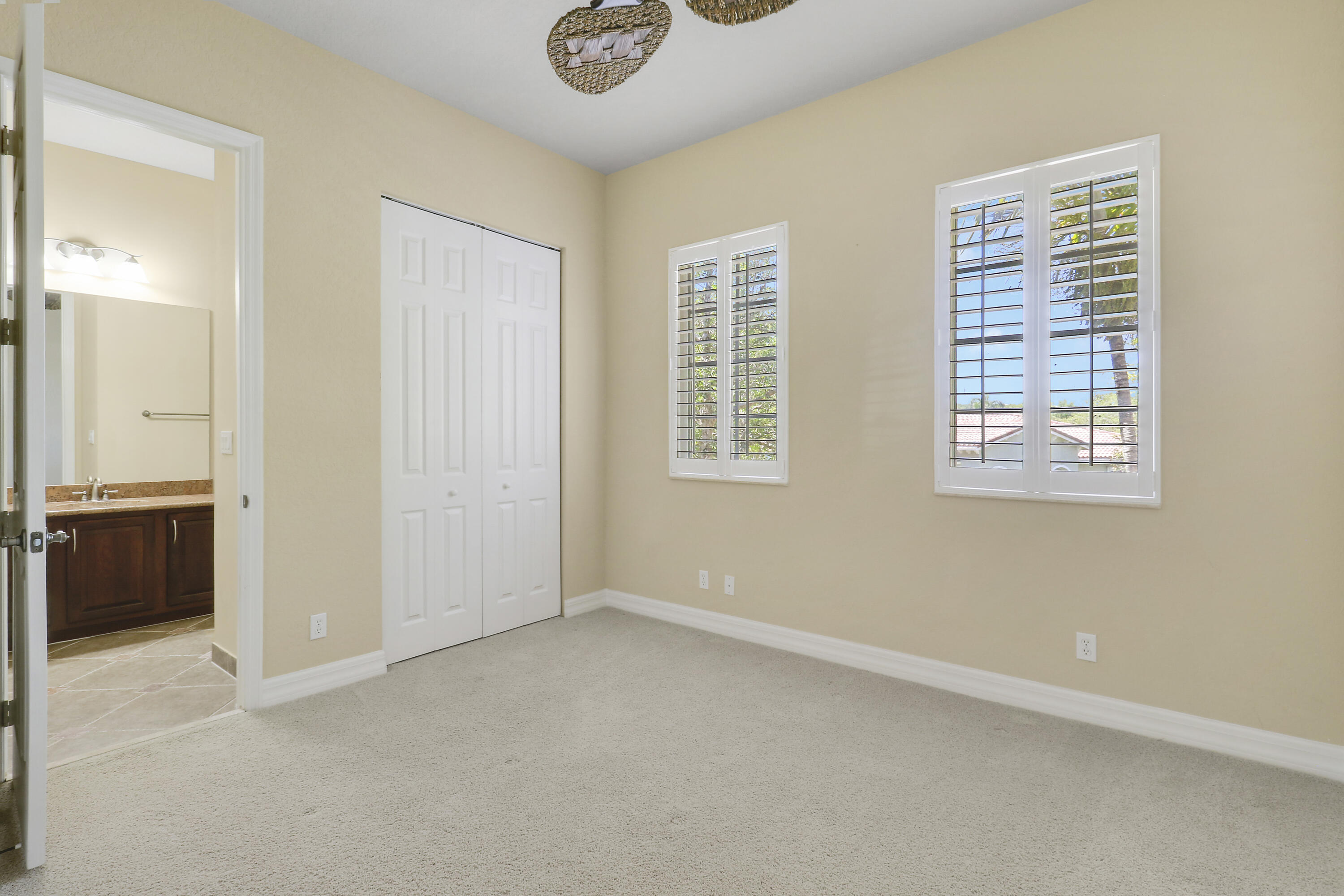 CANTERBURY PLACE - Residential