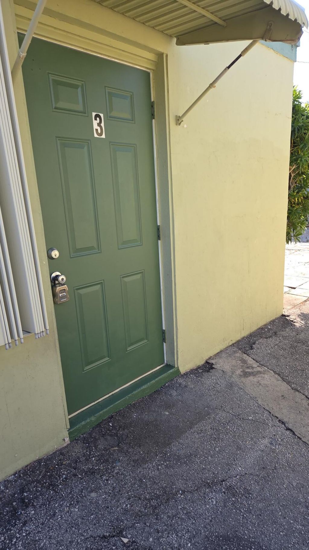 Photo of 428 Malverne Road #3, West Palm Beach, FL 33405 (MLS # R11160402)