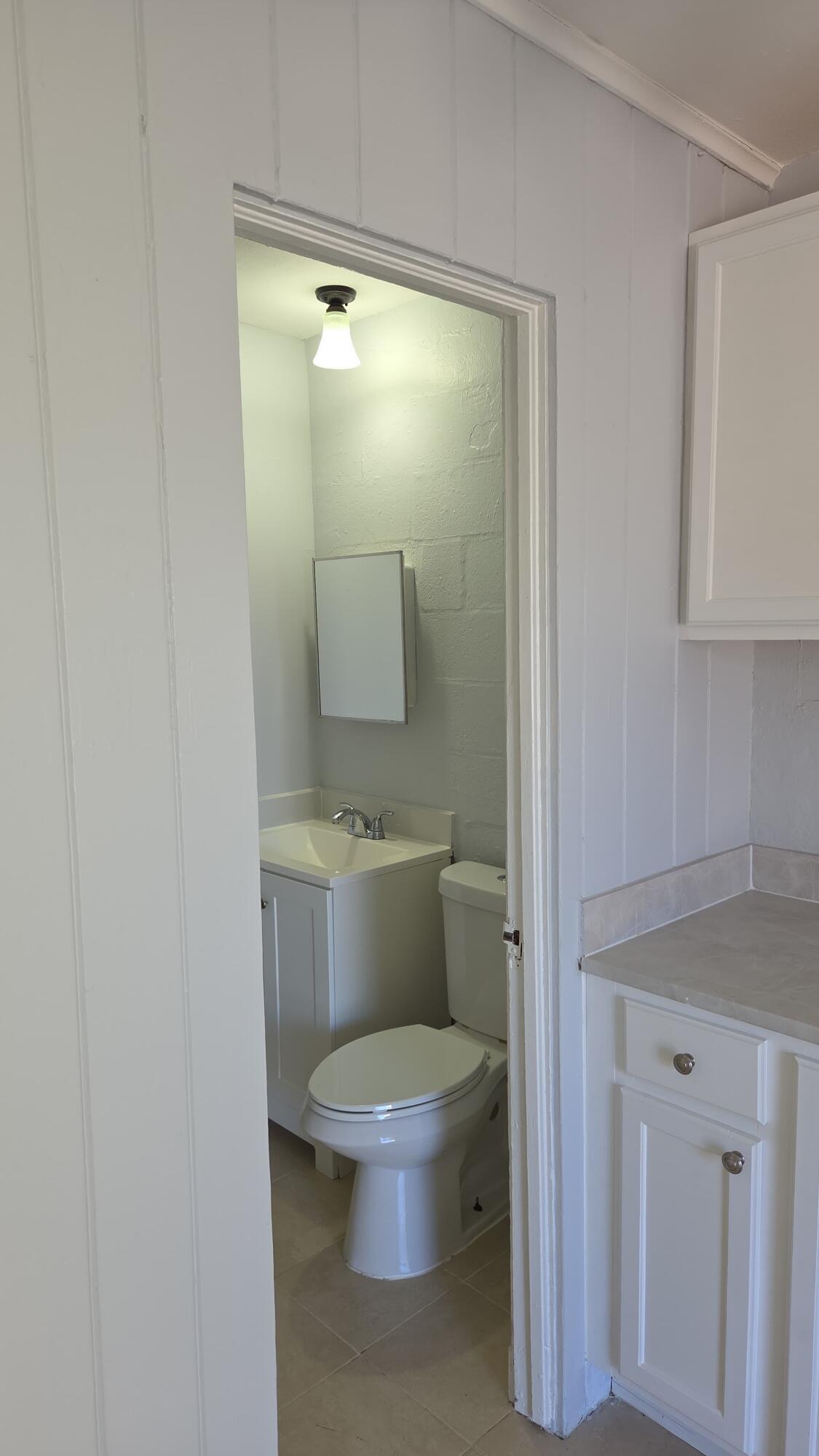 ESTATES OF SOUTH PALM BEACH - Residential Lease