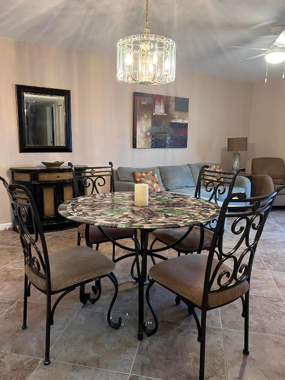 EVERETT ARMS NO 3 CONDO - Residential Lease