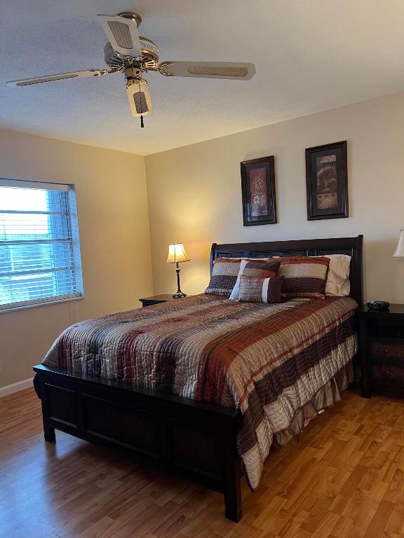 EVERETT ARMS NO 3 CONDO - Residential Lease