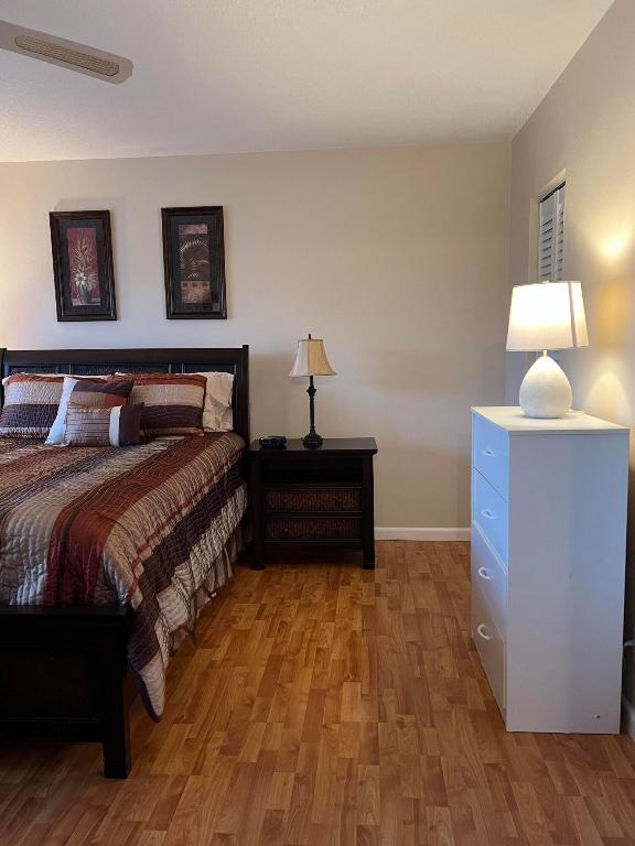 EVERETT ARMS NO 3 CONDO - Residential Lease