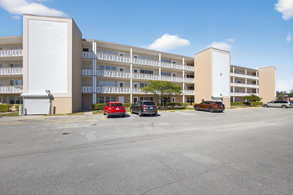 Photo of 334 Dover #B, West Palm Beach, FL 33417 (MLS # R11144741)