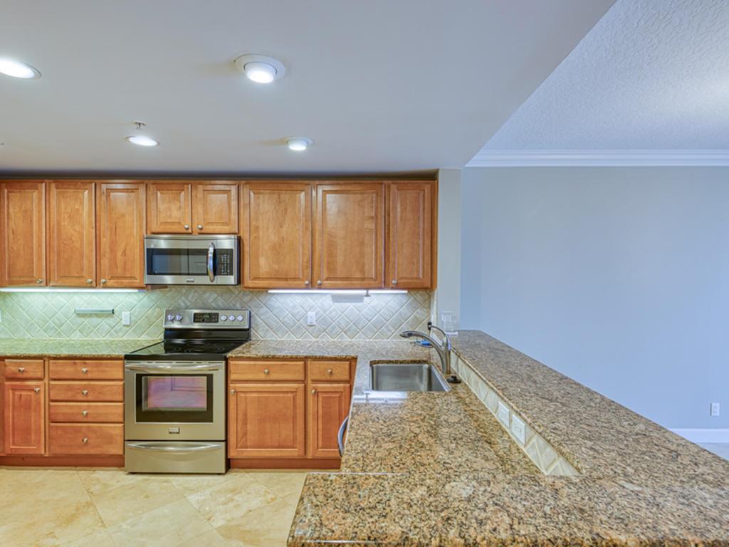 GRAND ISLE OF NORTH HUTCHINSON ISLAND CONDOMINIUM - Residential