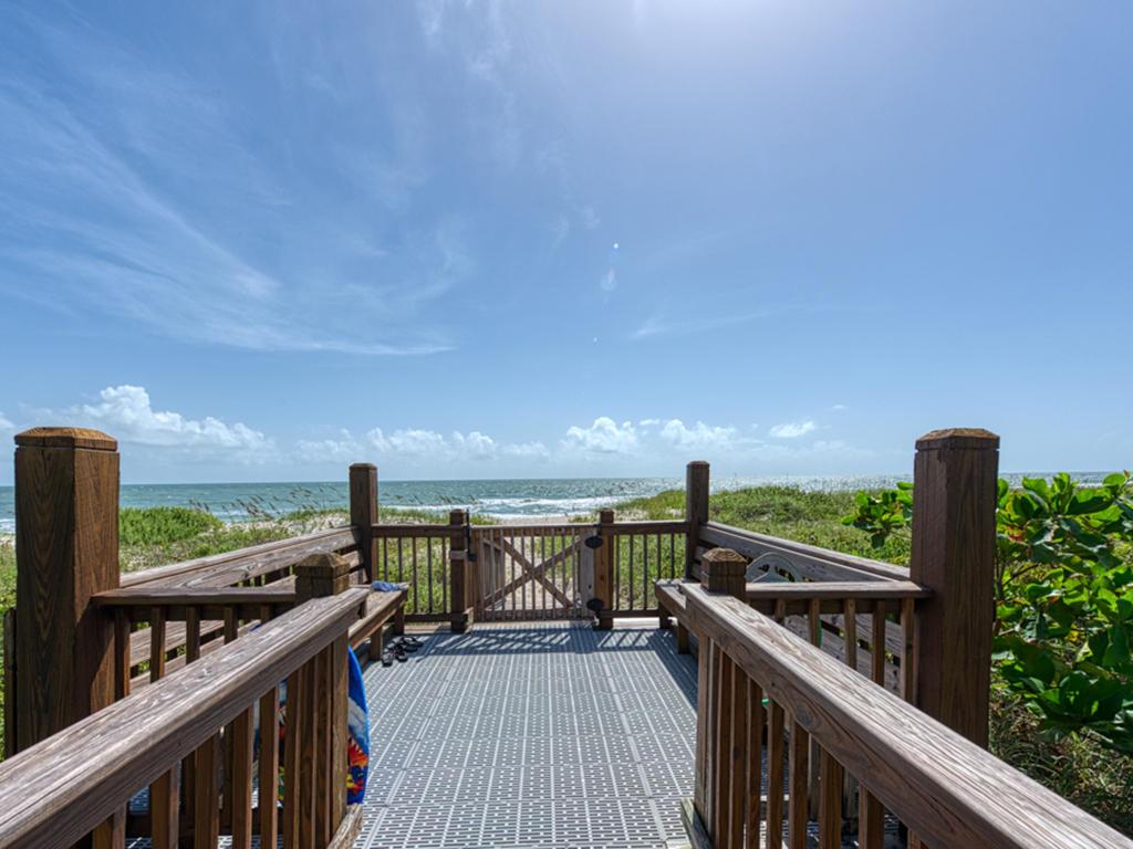GRAND ISLE OF NORTH HUTCHINSON ISLAND CONDOMINIUM - Residential