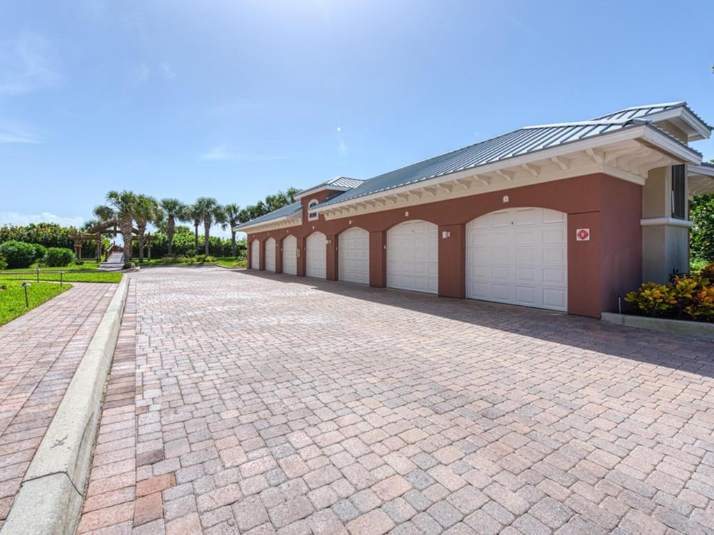 GRAND ISLE OF NORTH HUTCHINSON ISLAND CONDOMINIUM - Residential