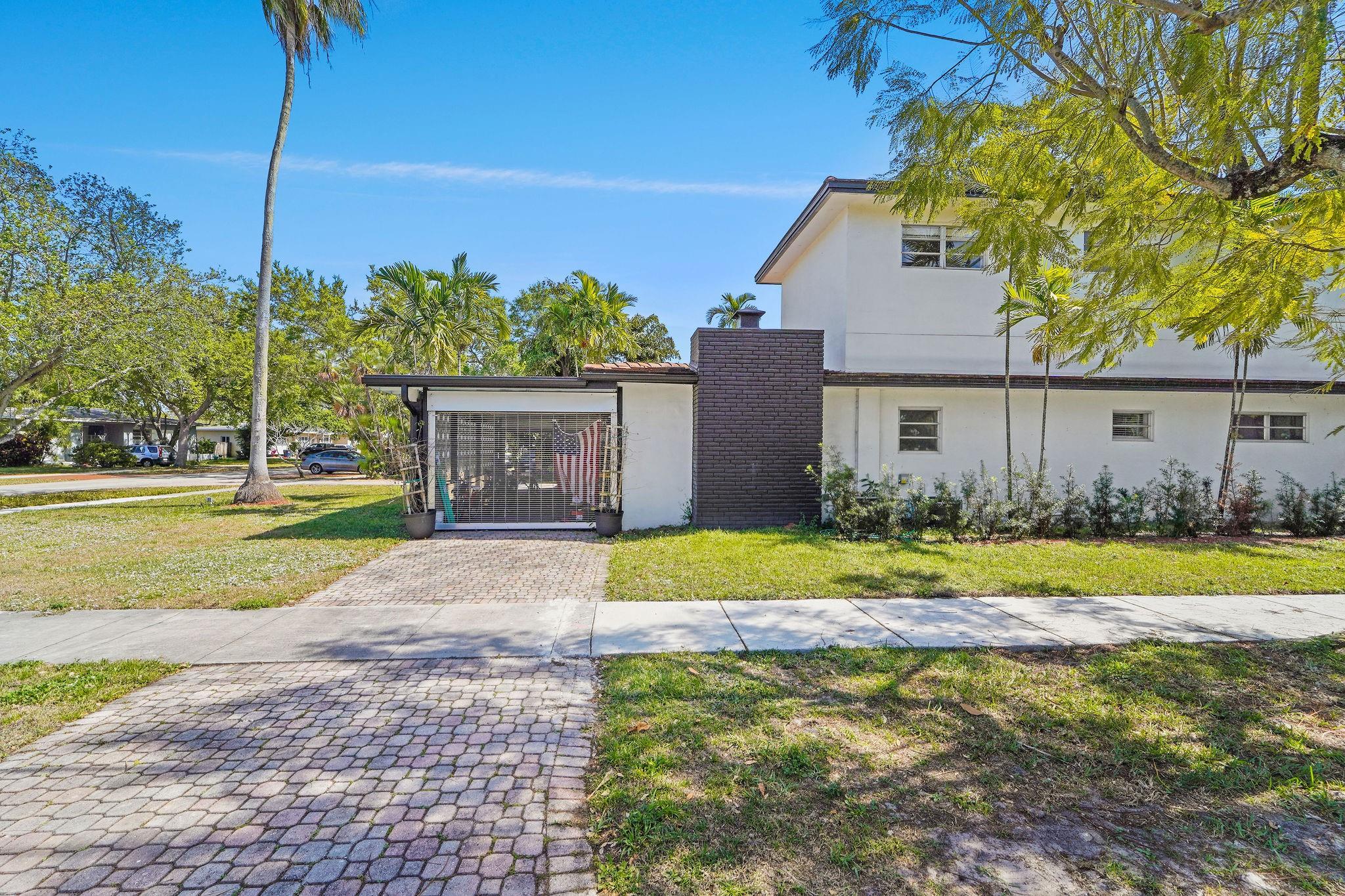 1180 Quail Ave