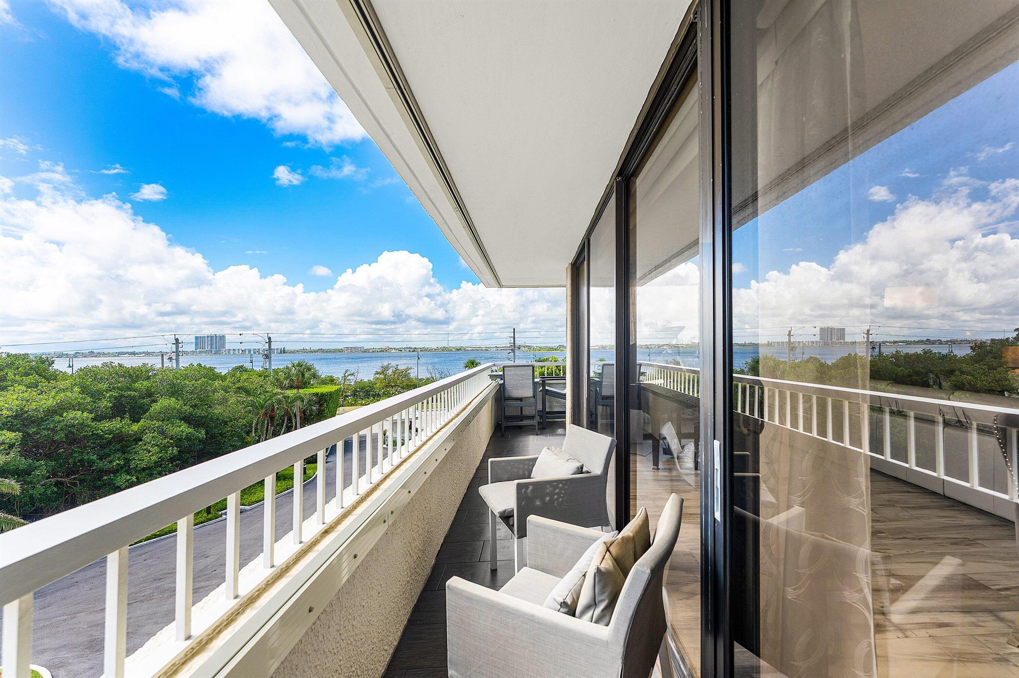 REACHES - Residential