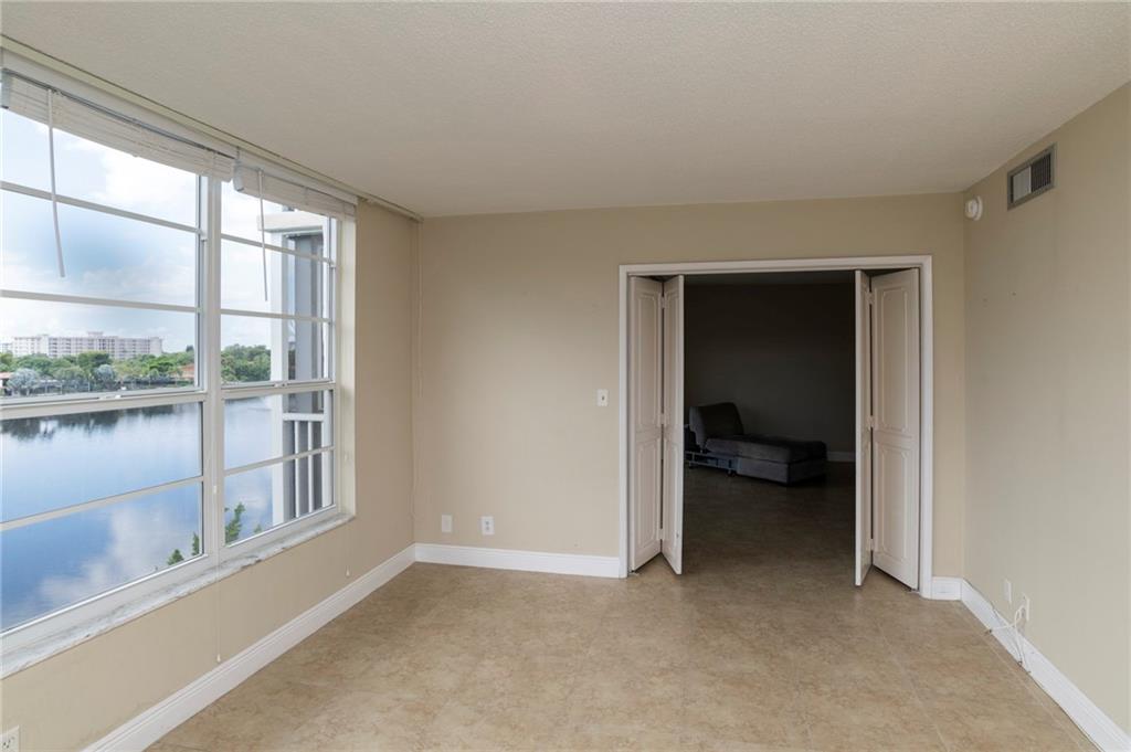 Palm Aire - Residential