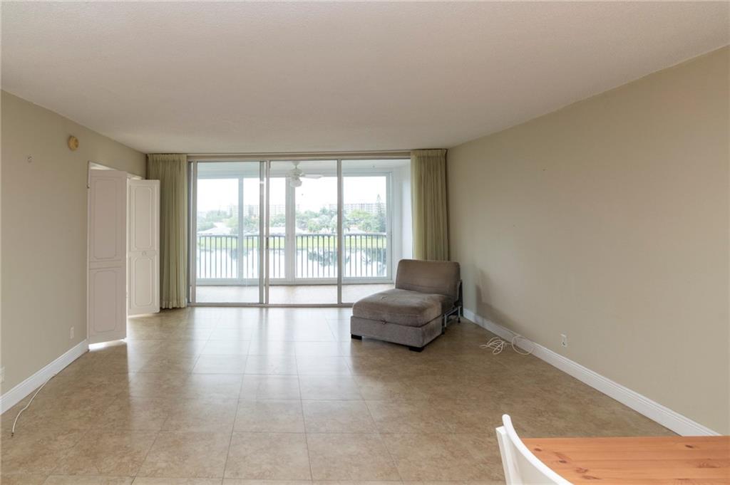 Palm Aire - Residential