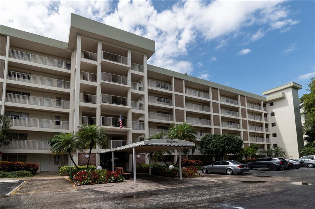 Palm Aire - Residential