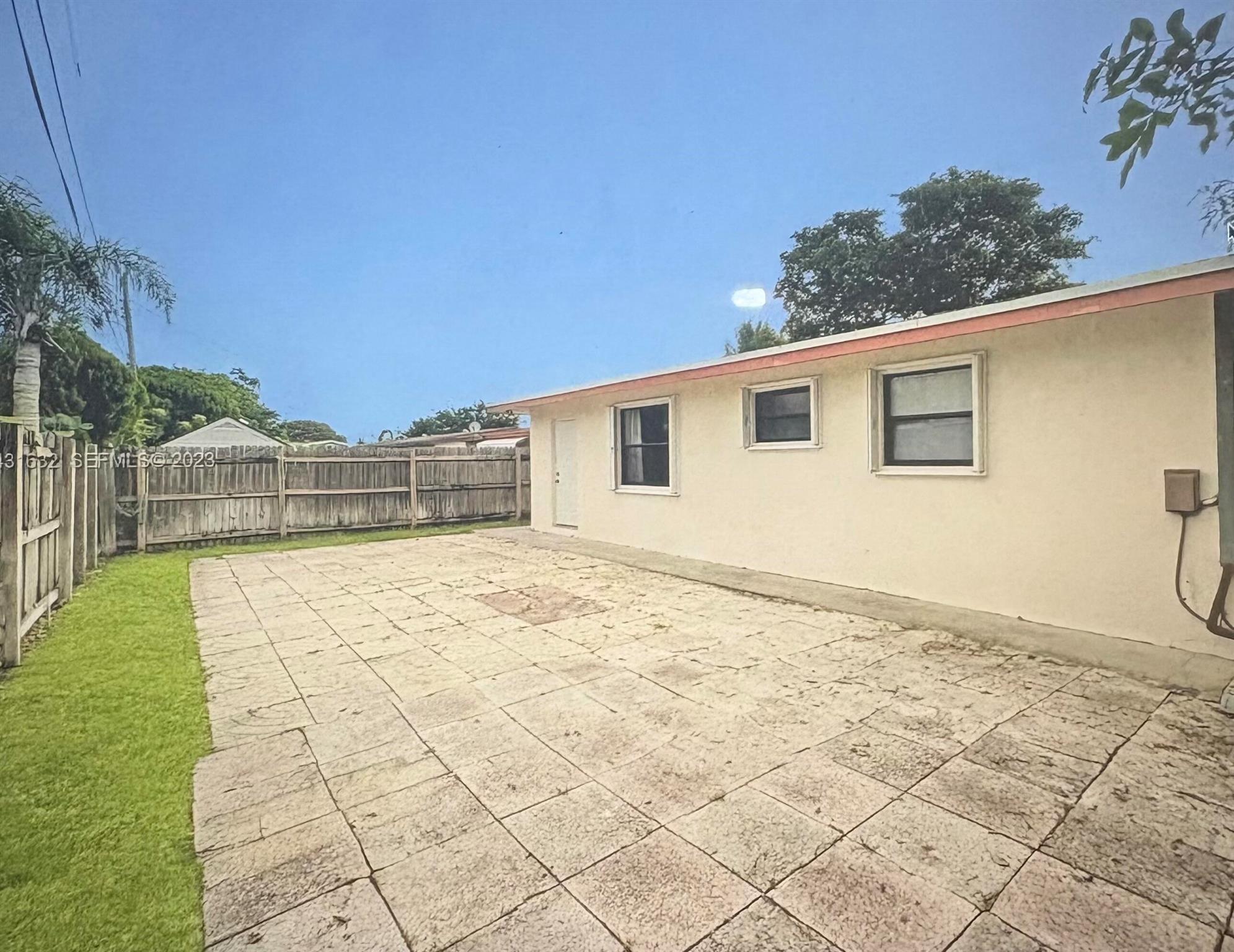 NORTH POMPANO BEACH SEC - Residential Lease