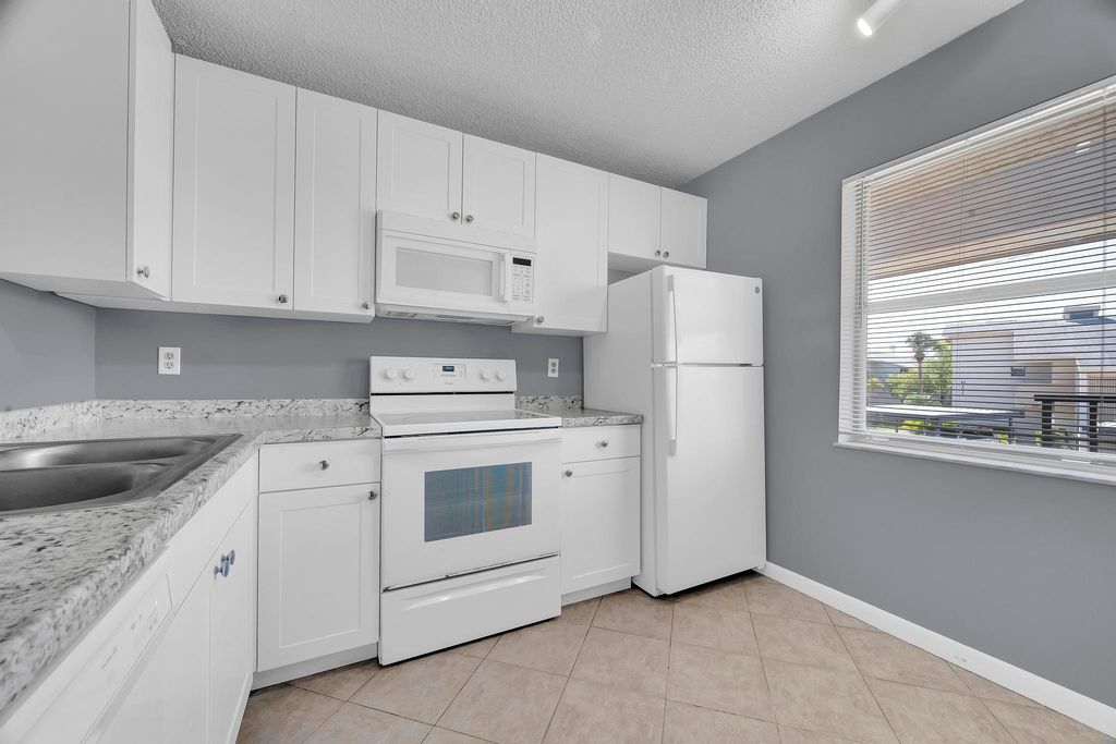 Photo of 3171 SE Aster Lane #1105, Stuart, FL 34994 (MLS # R11109762)