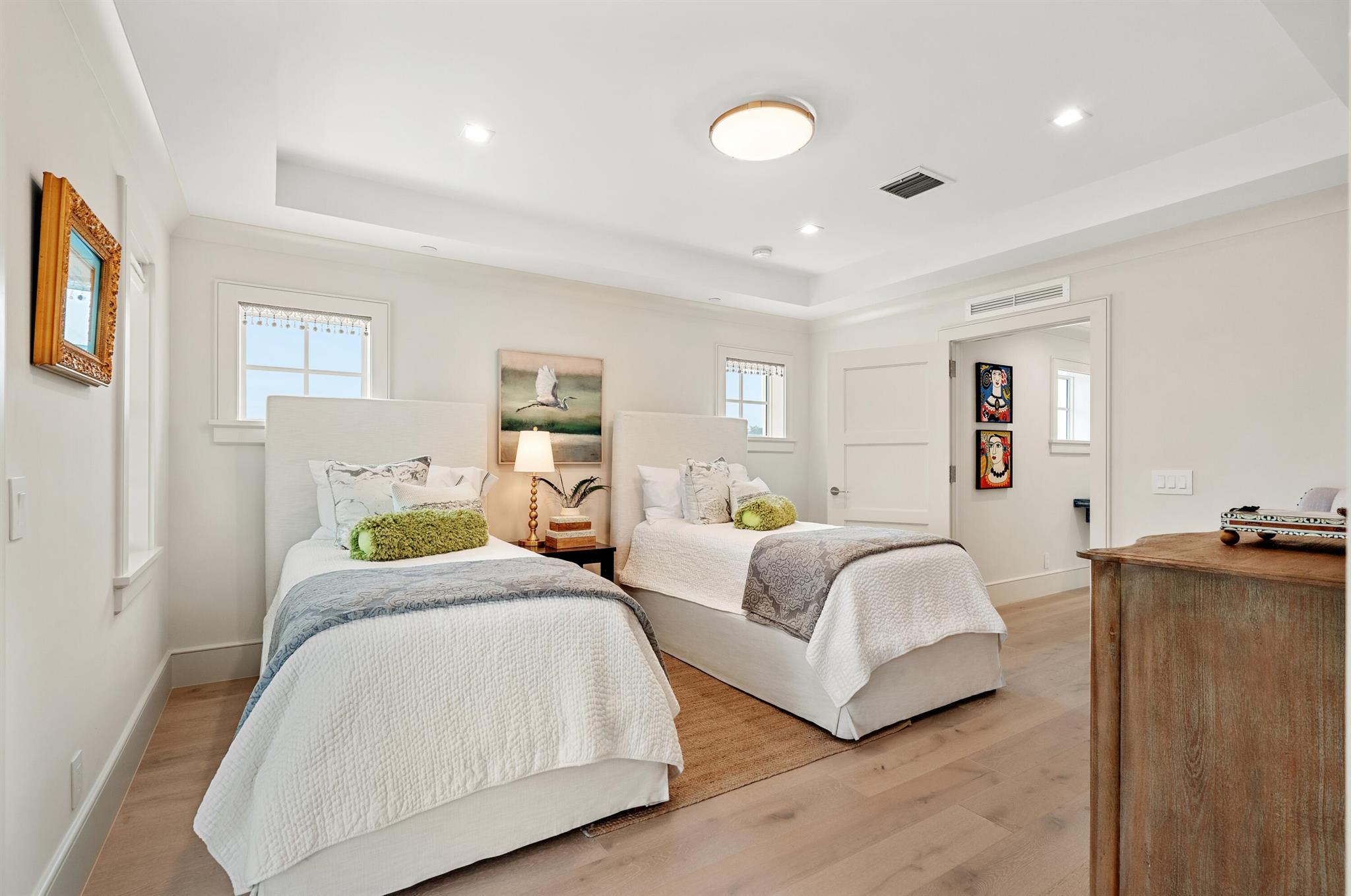 SEAGLASS COTTAGES - Residential