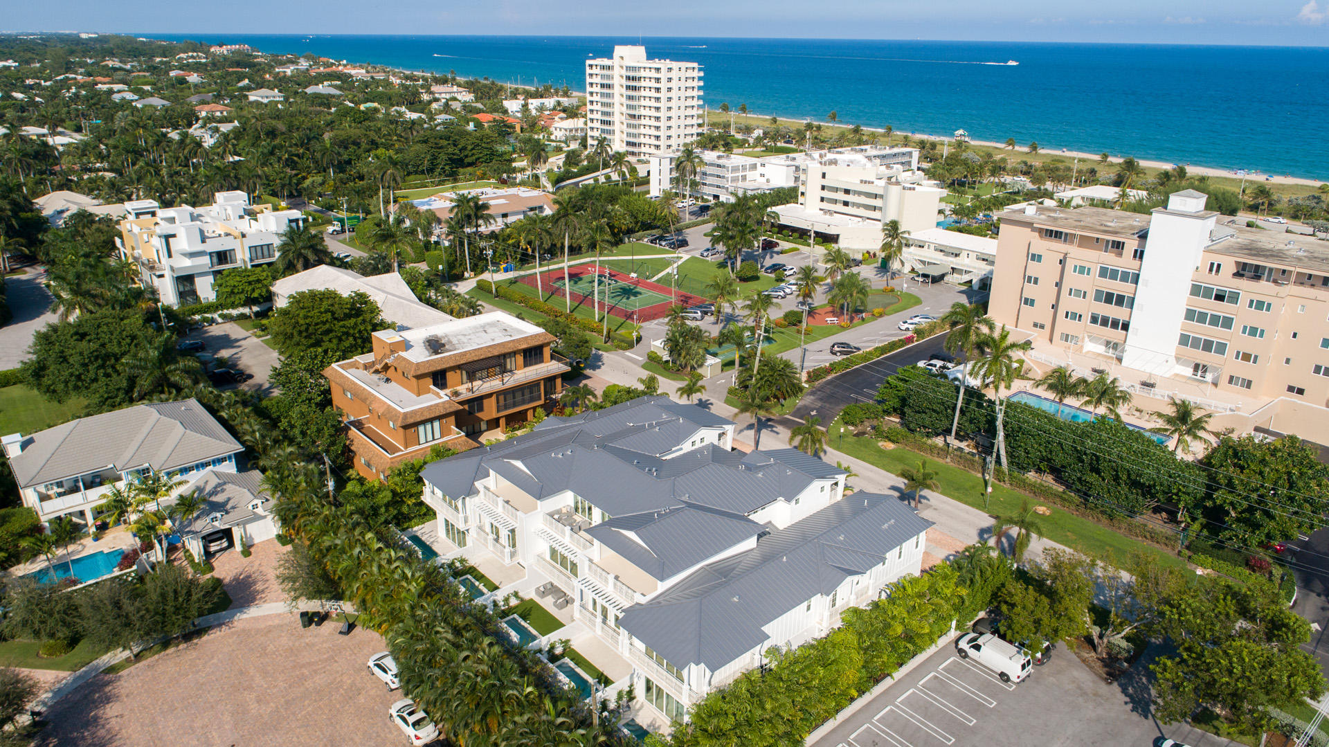 SEAGLASS COTTAGES - Residential