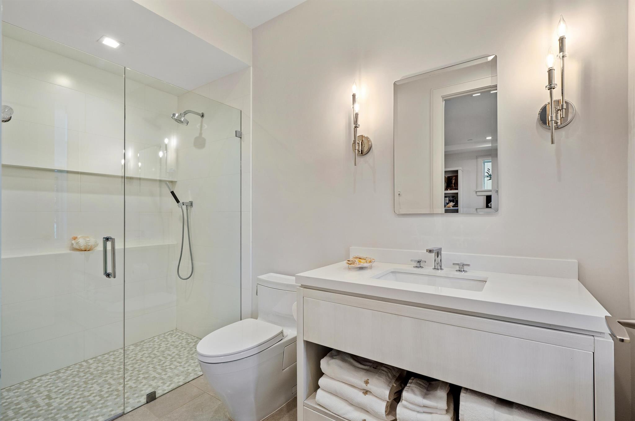 SEAGLASS COTTAGES - Residential