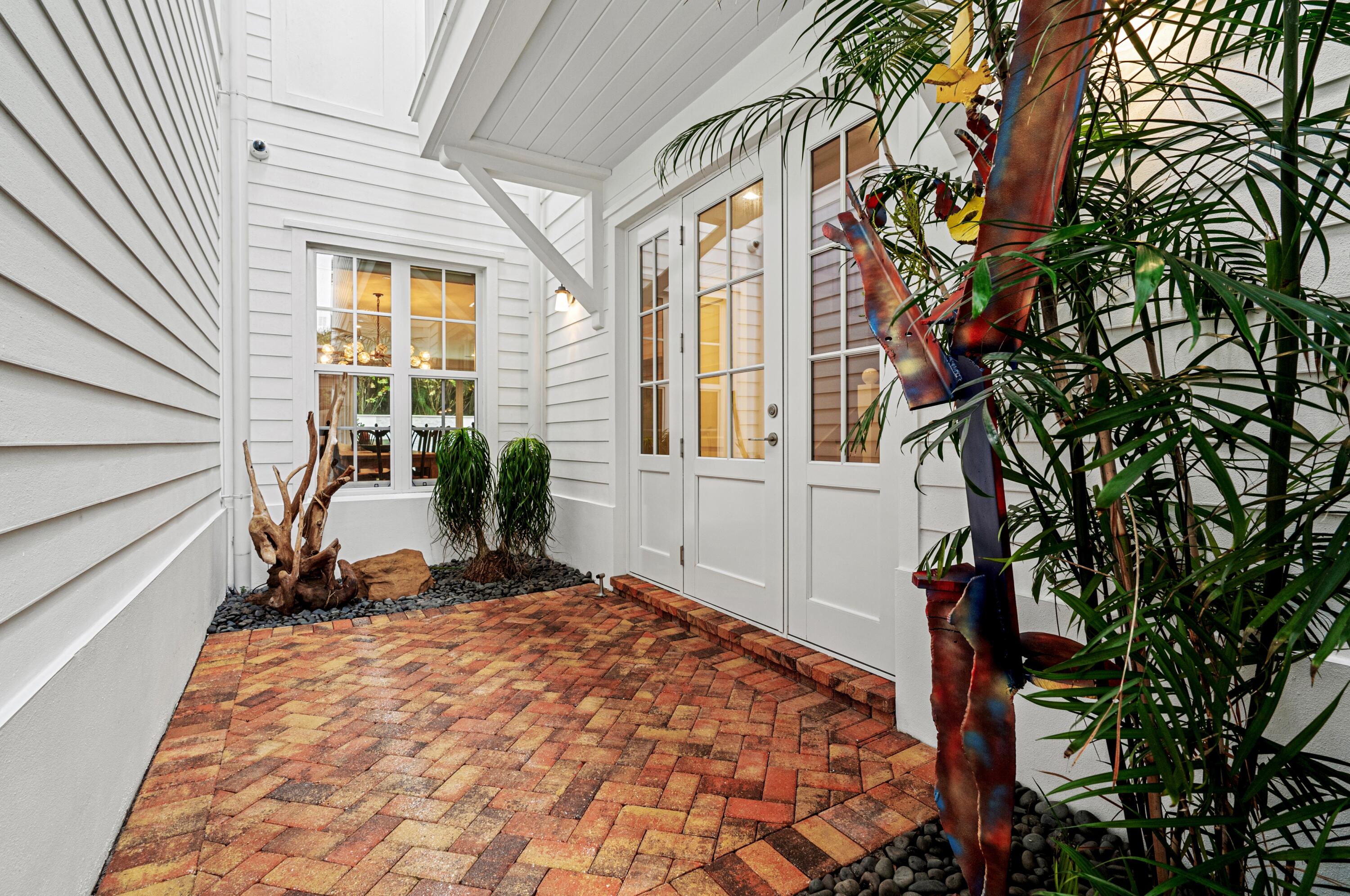 SEAGLASS COTTAGES - Residential