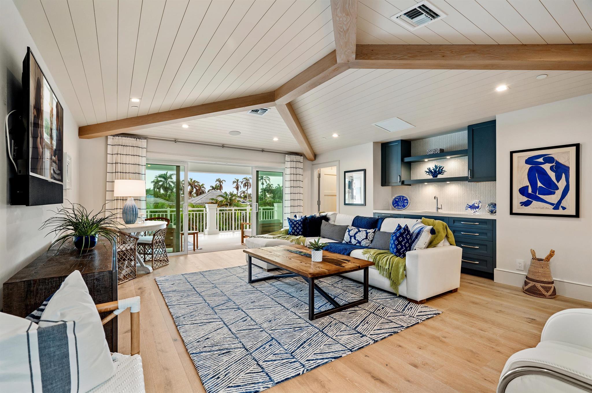 SEAGLASS COTTAGES - Residential