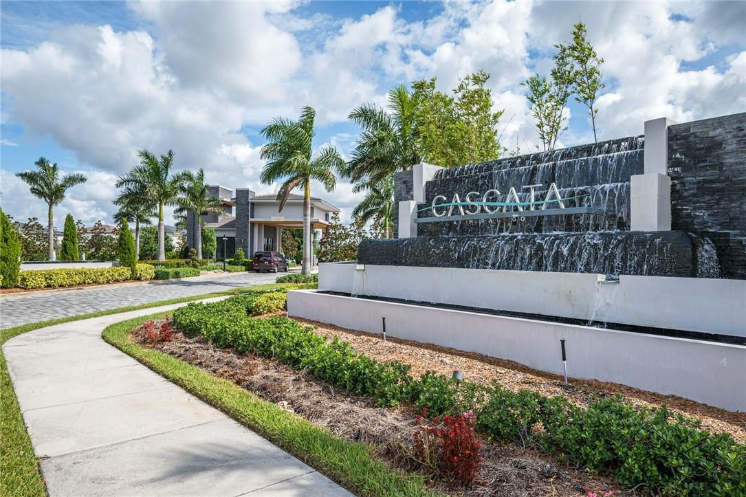 CASCATA AT MIRALAGO - Residential