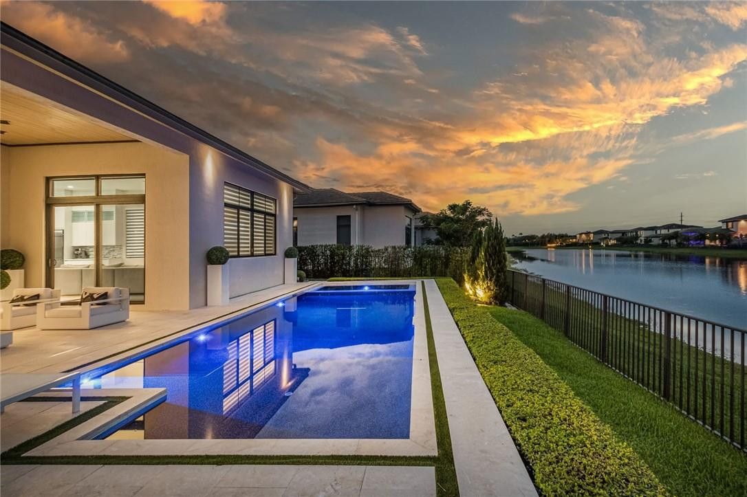 CASCATA AT MIRALAGO - Residential