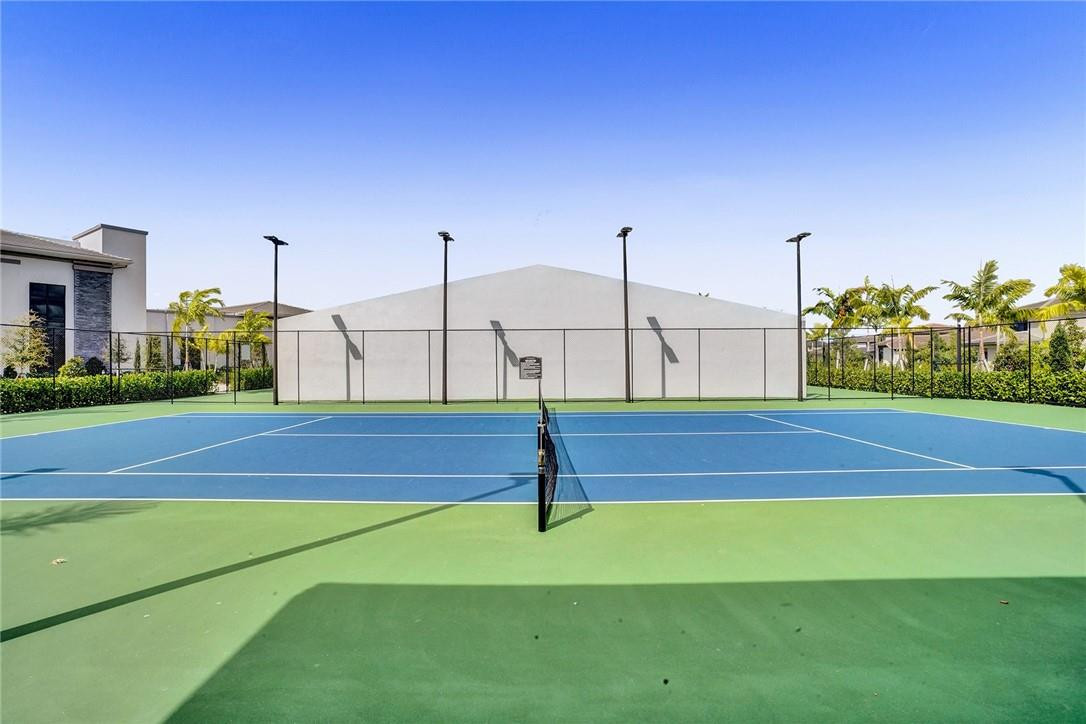 CASCATA AT MIRALAGO - Residential