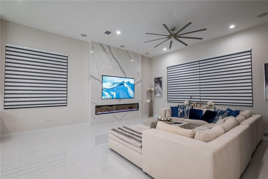 CASCATA AT MIRALAGO - Residential