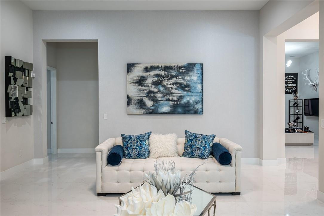 CASCATA AT MIRALAGO - Residential