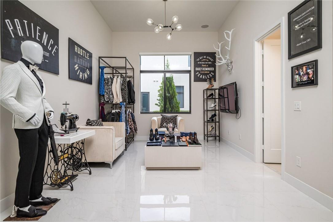 CASCATA AT MIRALAGO - Residential