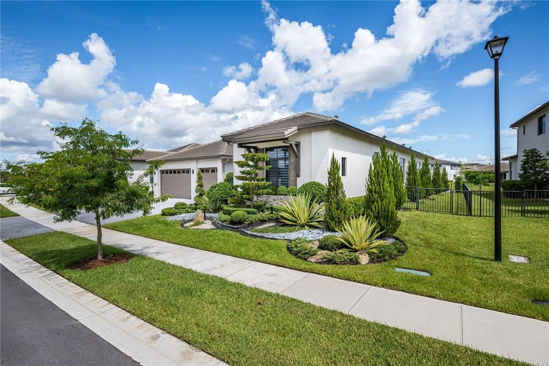 CASCATA AT MIRALAGO - Residential