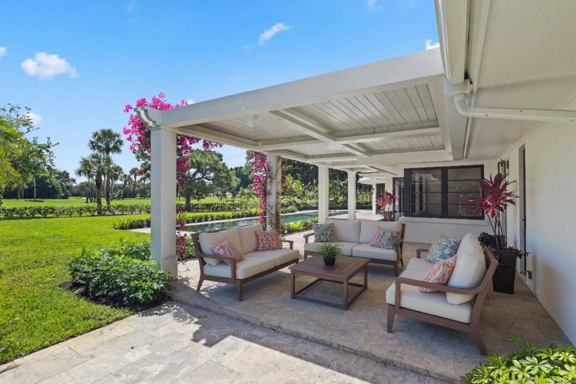 PAR CLUB CIRCLE UNIT 3 B VILLAGE OF GOLF ON AM-98 - Residential