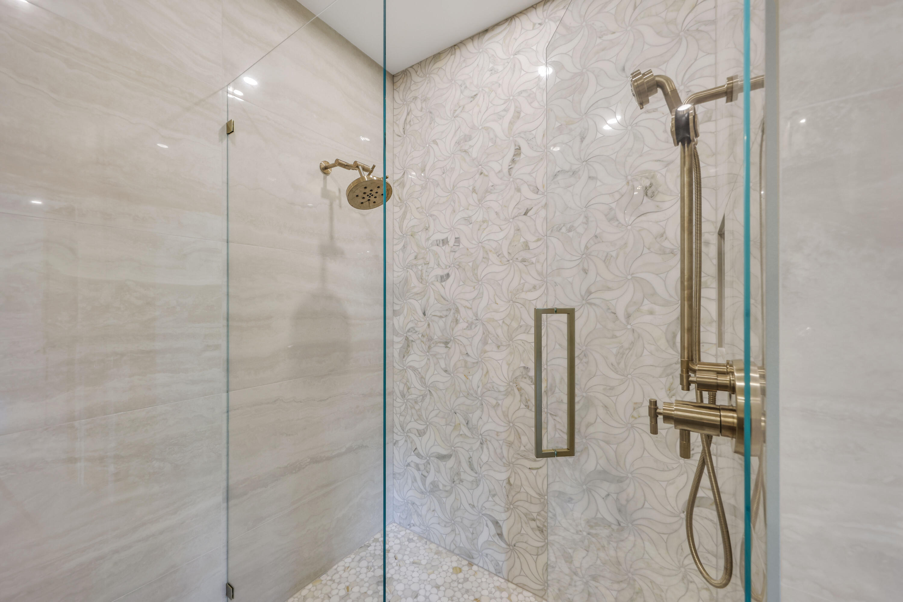 PAR CLUB CIRCLE UNIT 3 B VILLAGE OF GOLF ON AM-98 - Residential