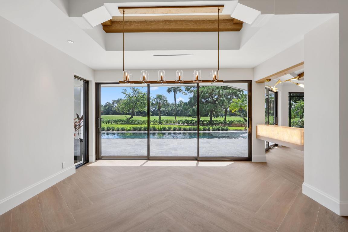 PAR CLUB CIRCLE UNIT 3 B VILLAGE OF GOLF ON AM-98 - Residential