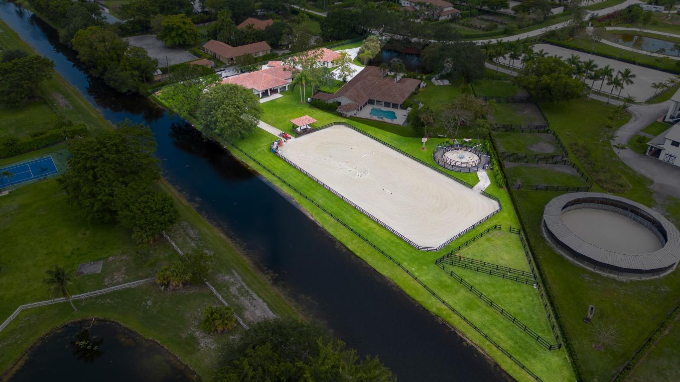 SADDLE TRAIL PARK OF WELLINGTON - Land