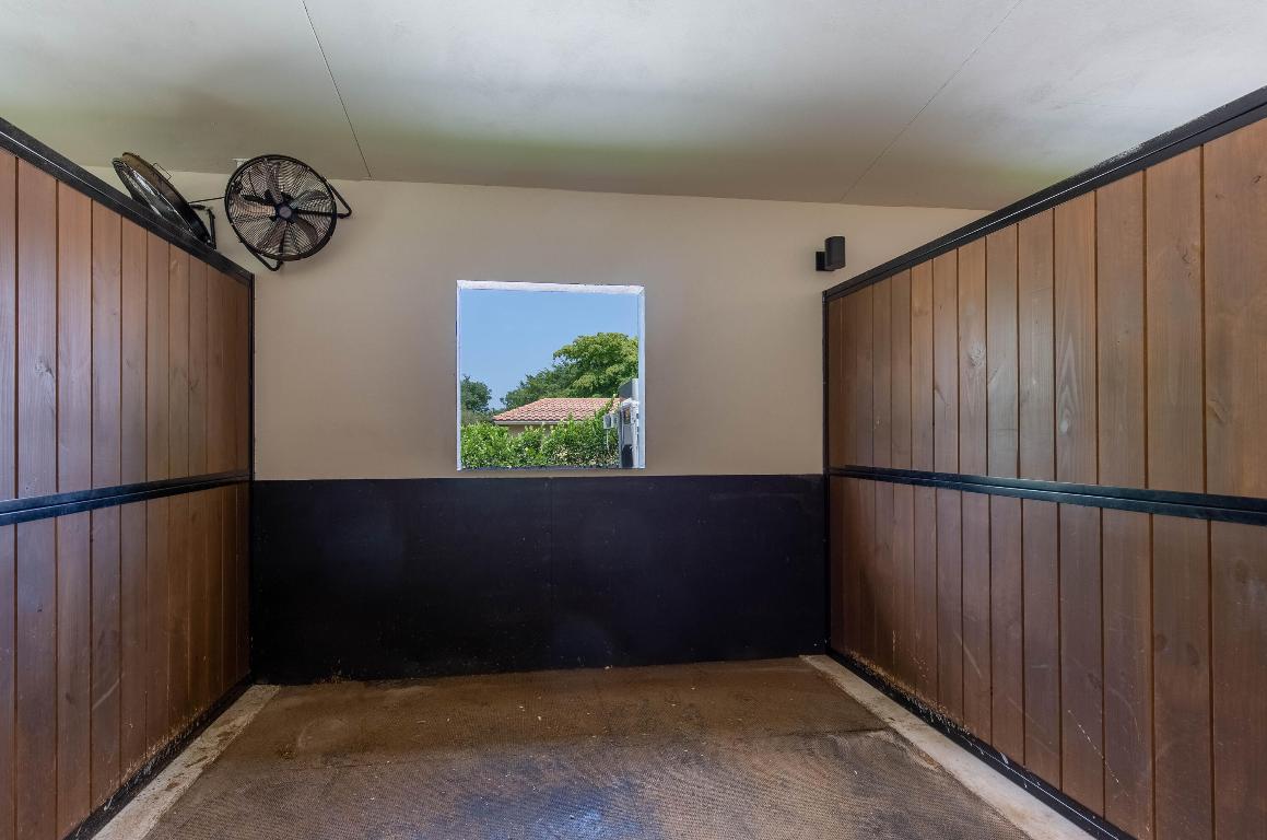 SADDLE TRAIL PARK OF WELLINGTON - Land