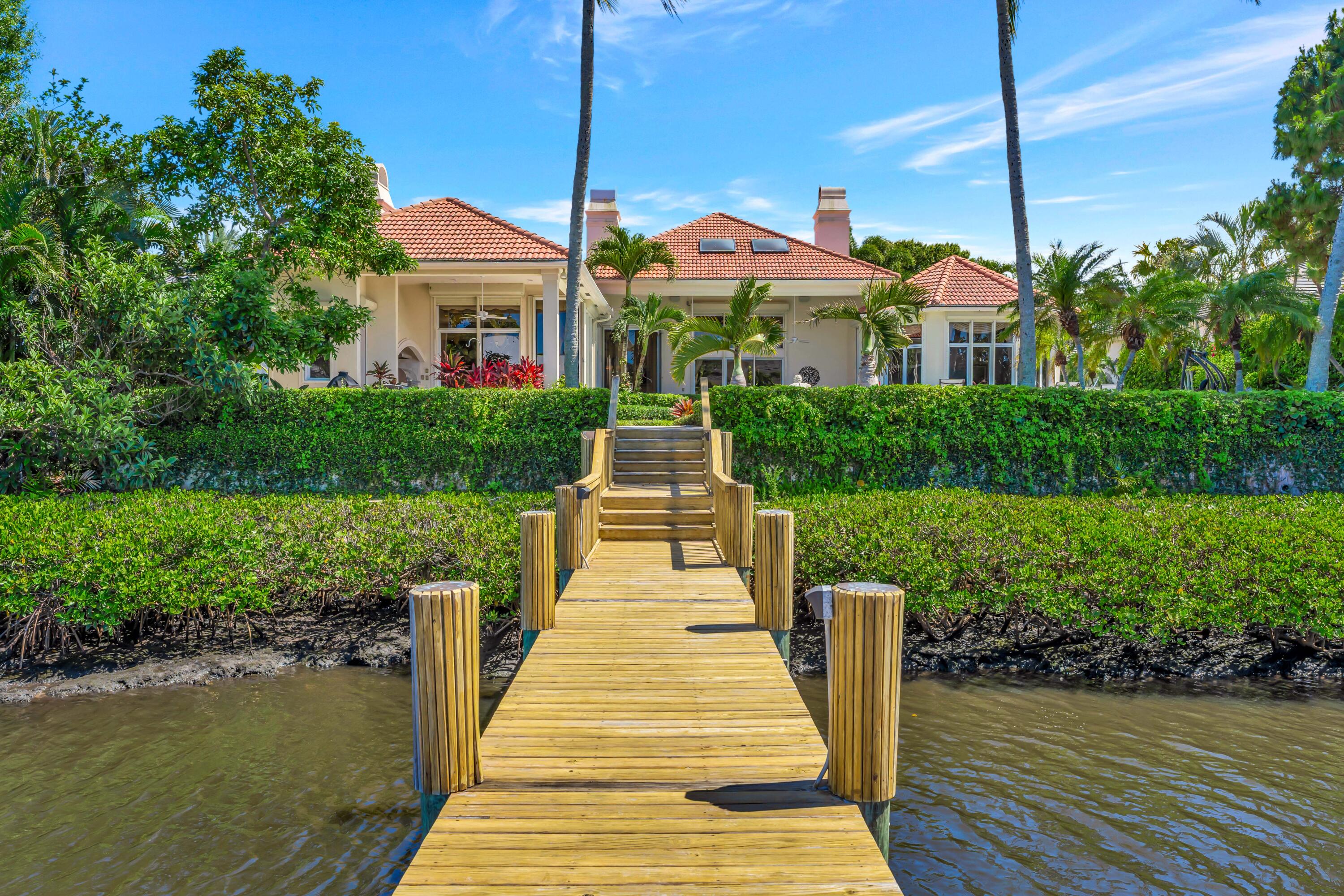 Admirals Cove - Residential