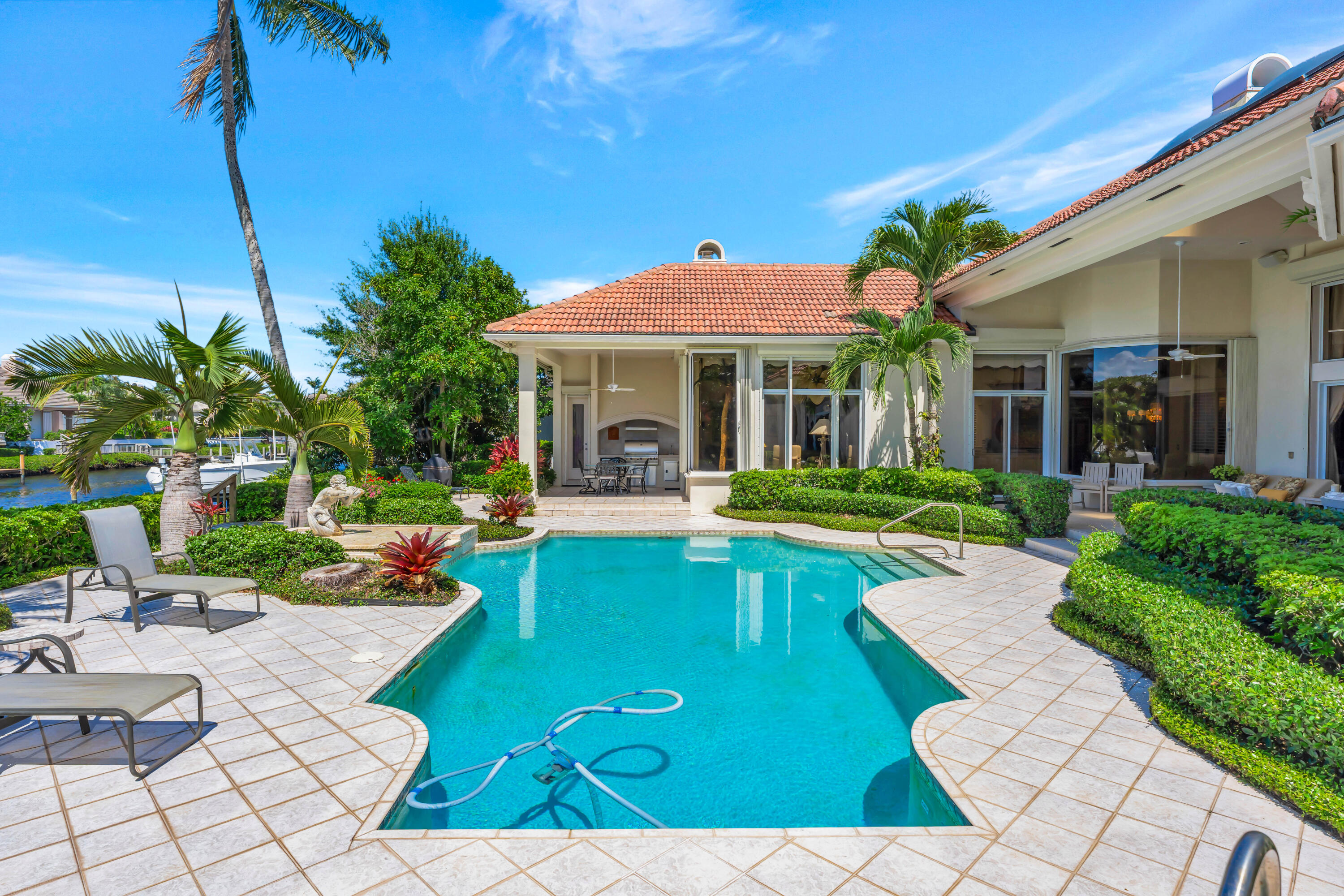 Admirals Cove - Residential