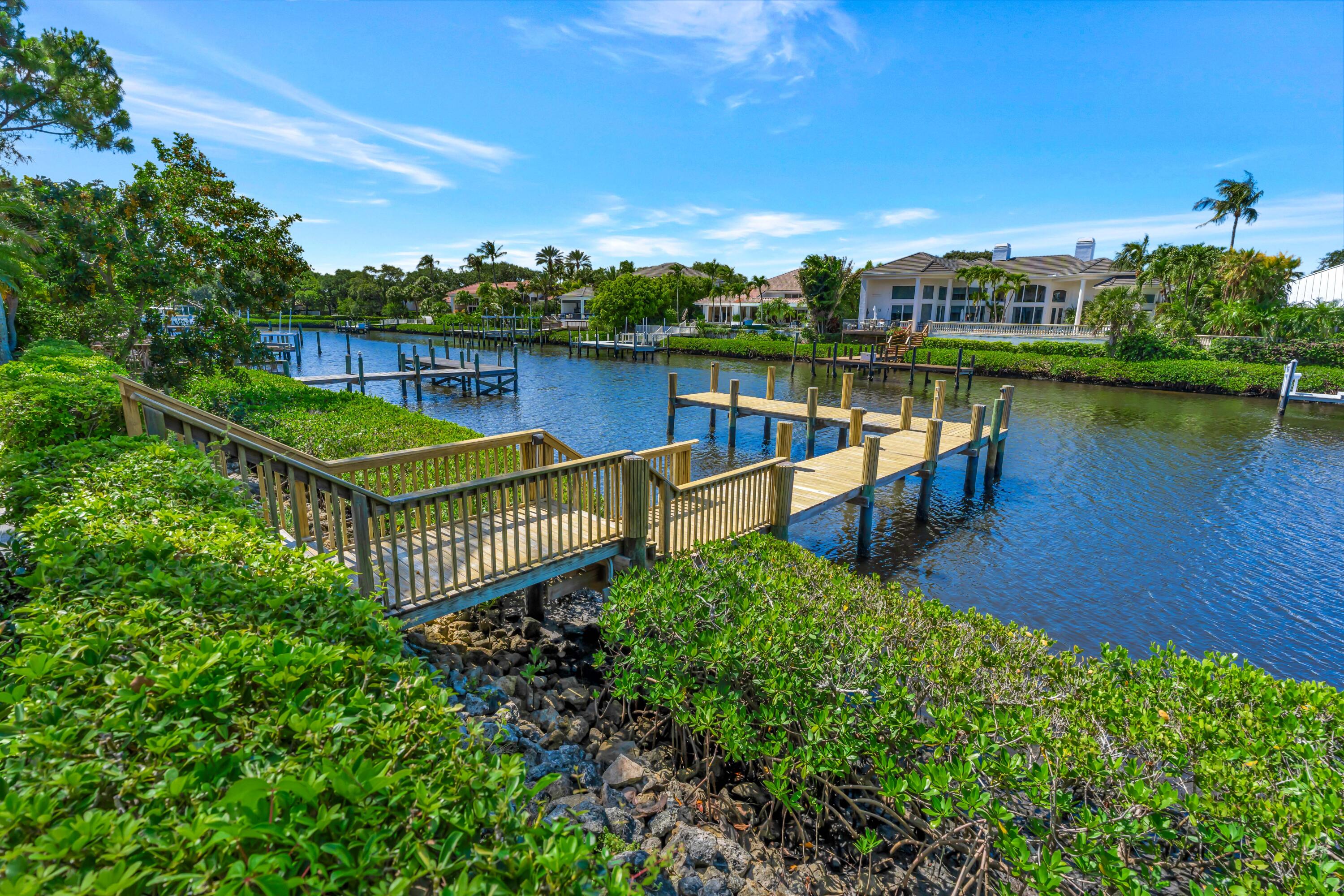 Admirals Cove - Residential