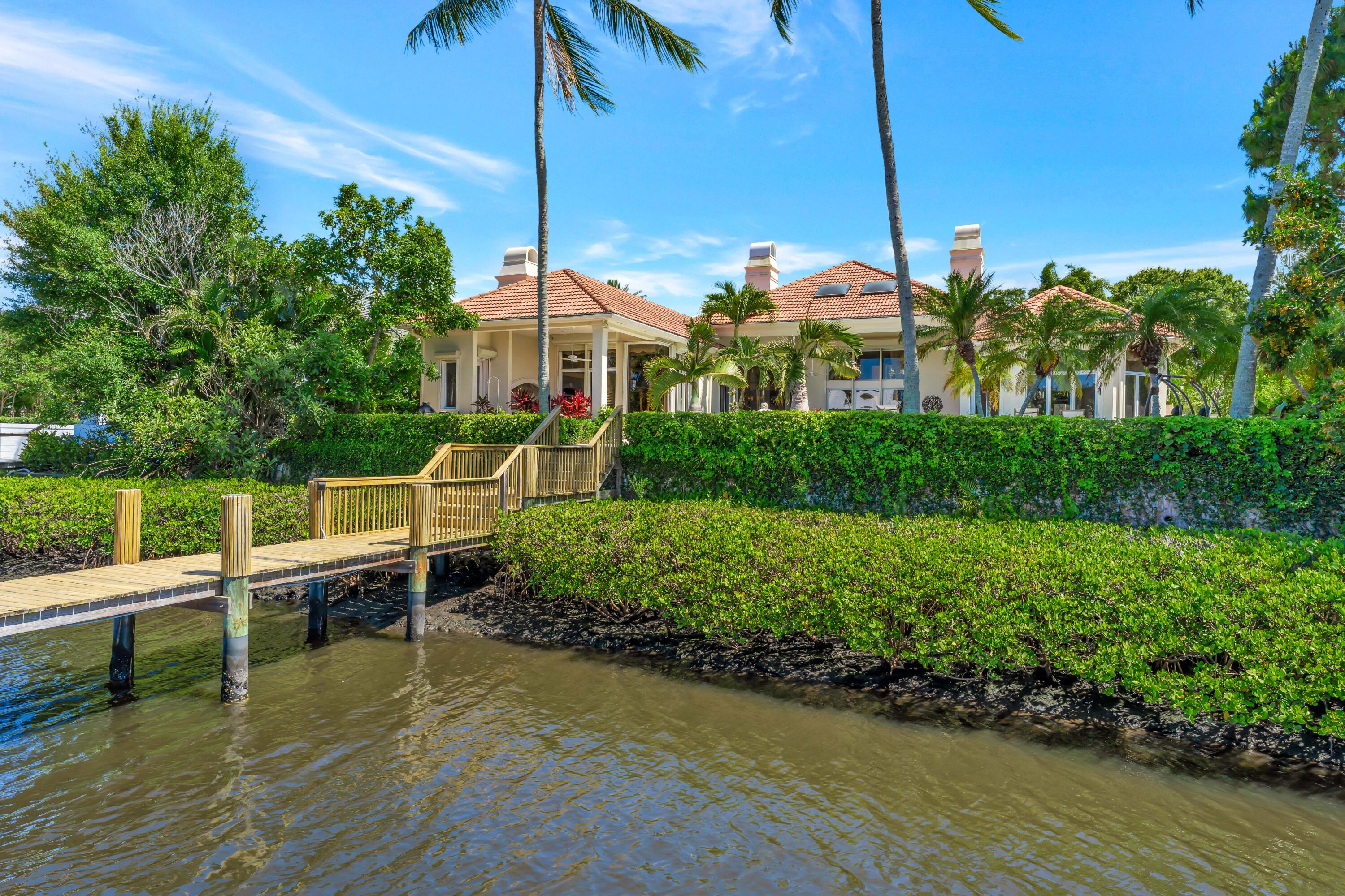 Admirals Cove - Residential