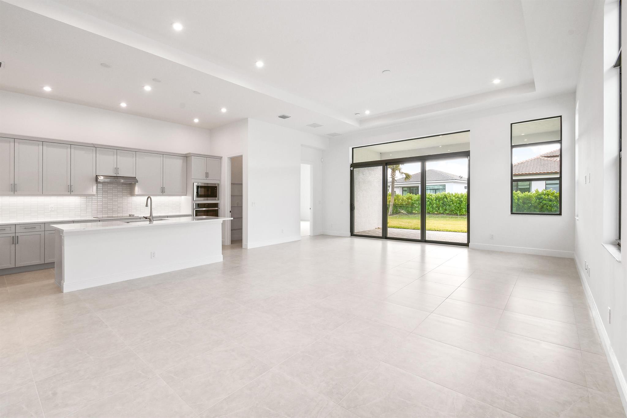 9149 SW Esule Way Way