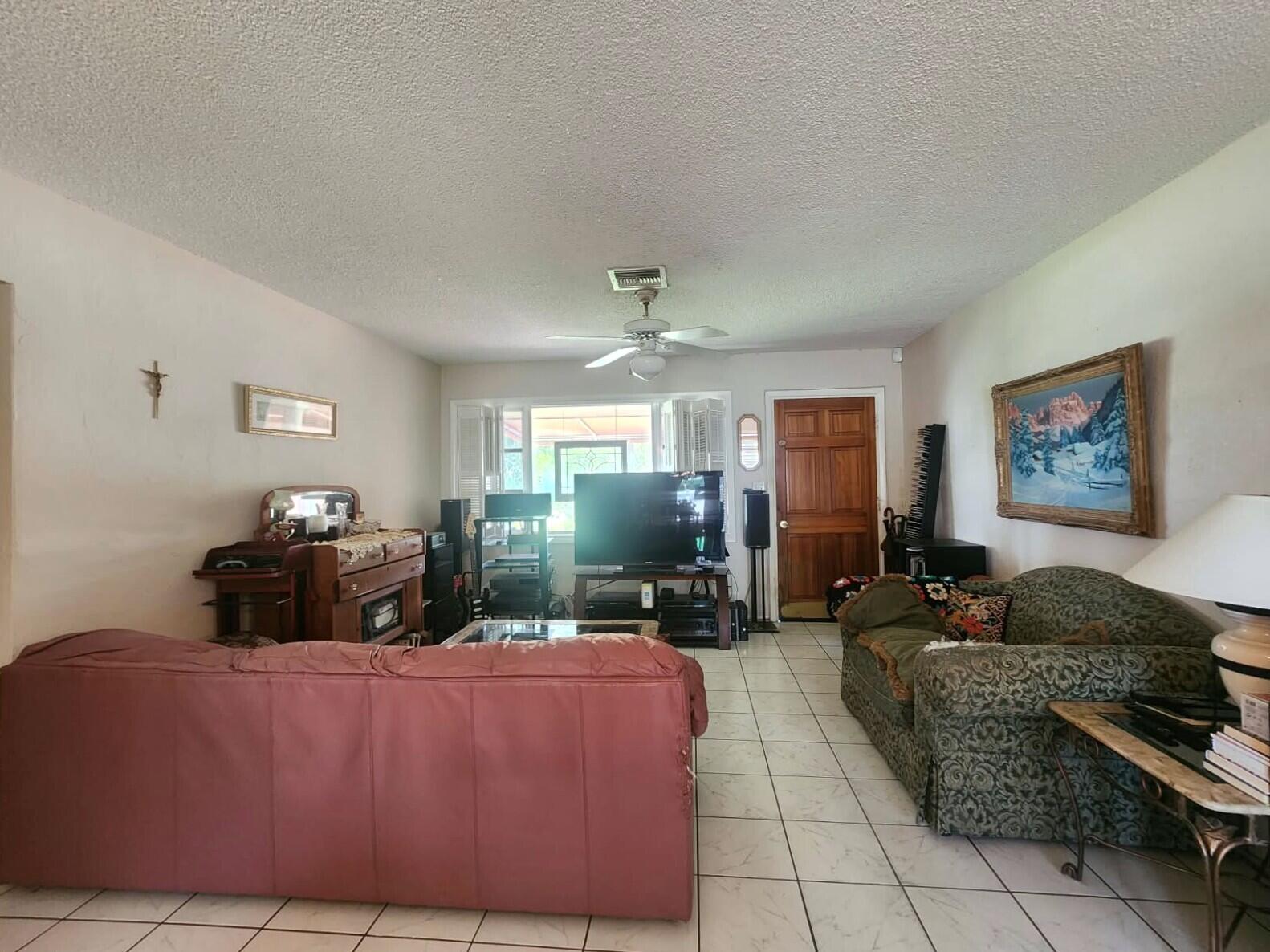 425 NE 29th Street