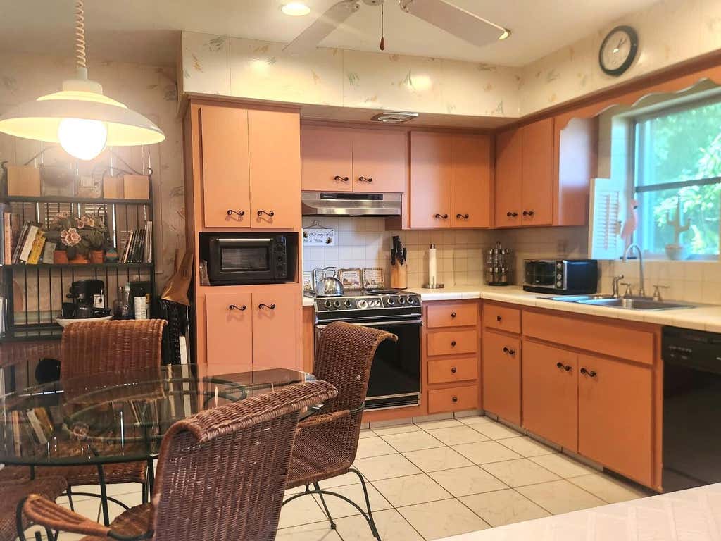 Photo of 425 NE 29th Street, Boca Raton, FL 33431 (MLS # B26068253)