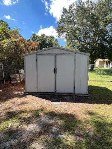 PORT ST LUCIE SECTION 25 - Residential Lease