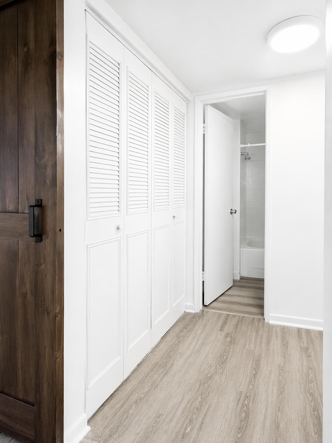GOLFVIEW CLUB FONTAINEBLEAU PK - Residential Lease