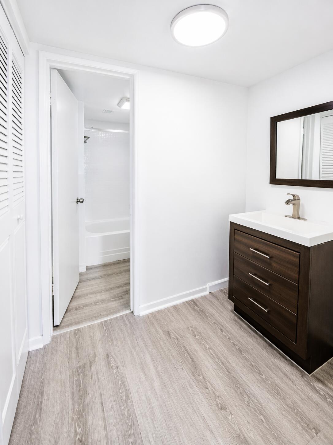 GOLFVIEW CLUB FONTAINEBLEAU PK - Residential Lease