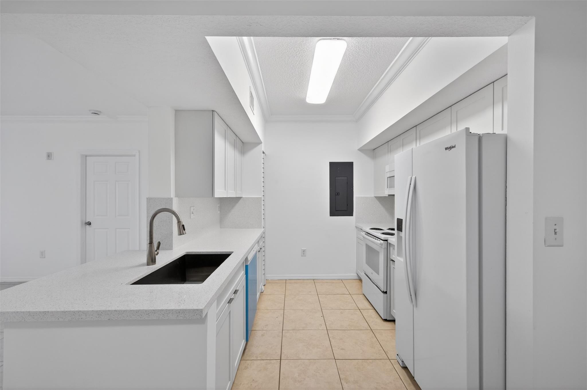 THE MARQUESA CONDO - Residential Lease