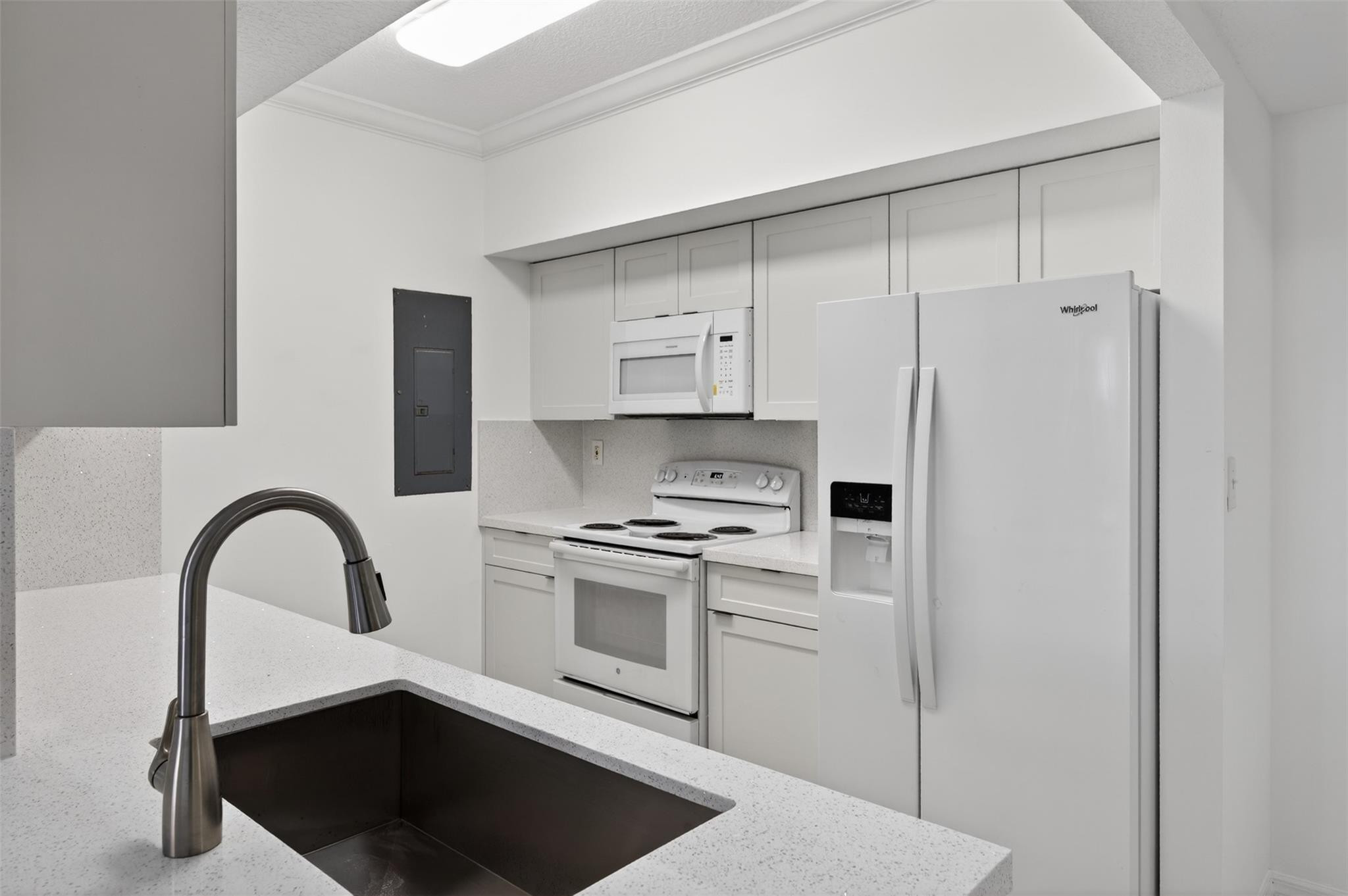 THE MARQUESA CONDO - Residential Lease