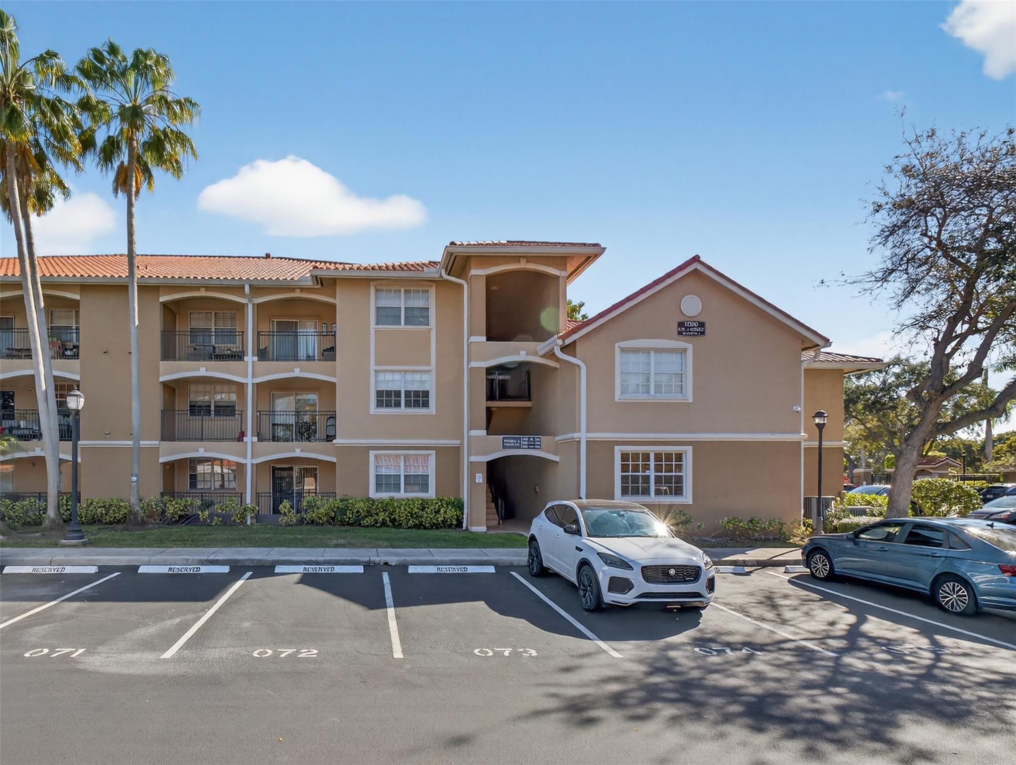 THE MARQUESA CONDO - Residential Lease